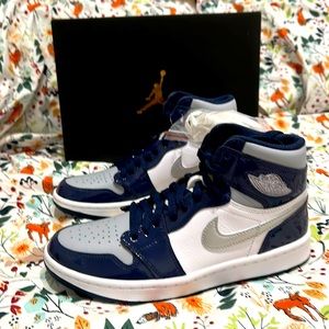 Air Jordan 1 High G. Size 6.5 M/8W. White/Metallic Silver.